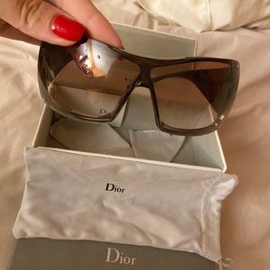 AUTHENTIC DIOR SUNGLASSES
